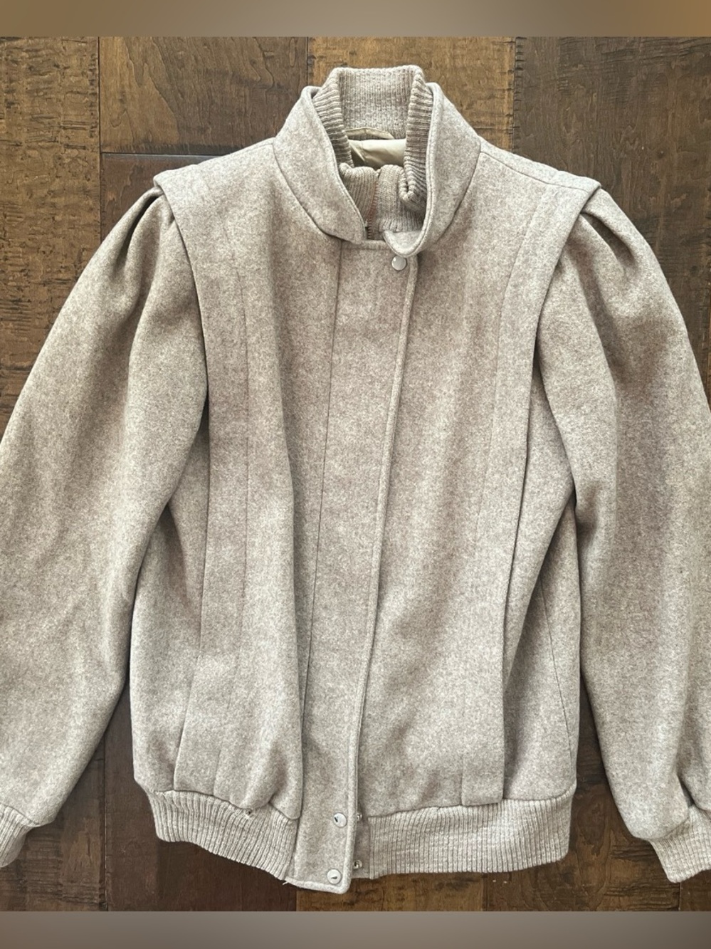 Vintage 1980s David Benjamin 100% virgin wool beige bomber jacket